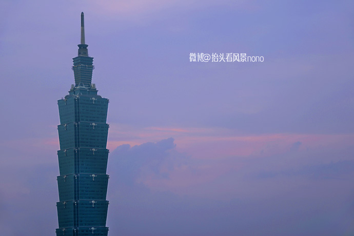 在台北101大楼看台北全景,在台北101大楼顶层看视频