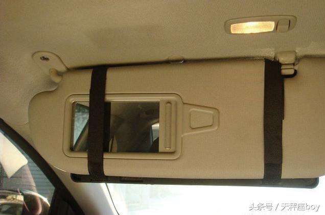 起亚双门轿跑,起亚速迈小轿跑