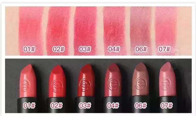 新手买成套彩妆推荐哪个,新手买什么化妆品比较好