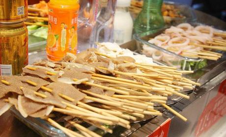 银川自助小火锅推荐,银川五月广场旋转小火锅推荐