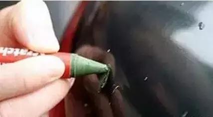 爱车有轻微划痕怎么处理,爱车有轻微的擦痕怎么办