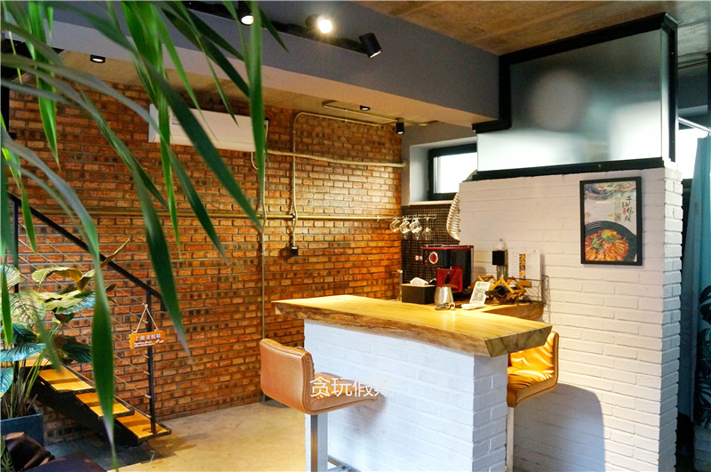 后院，北京越冷它越火，不仅有微墅还有全北京唯一的嘻哈主题房