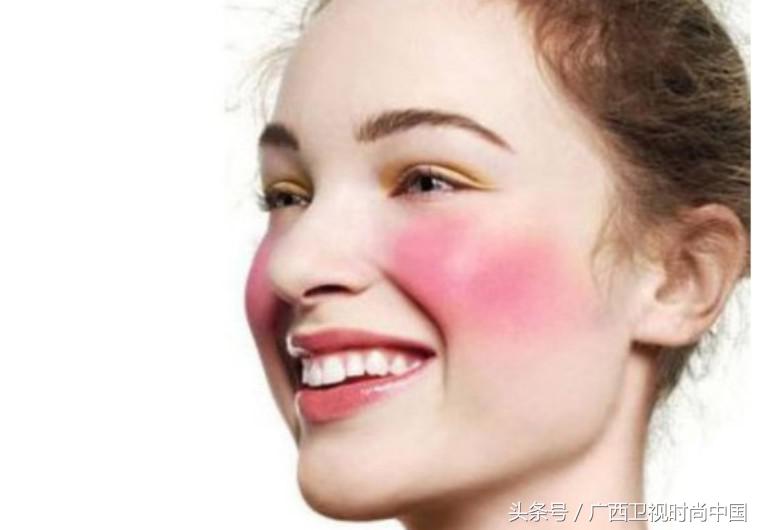 破解秋冬肌密让肌肤远离干燥,日常补水远离干燥肌肤