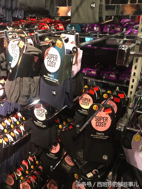 西班牙马德里黑色星期五-感觉每个人都在买买买