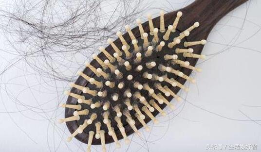 脱发问题很严重怎么补救,脱发严重怎么改善和恢复无需剃发