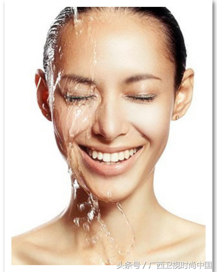 破解秋冬肌密让肌肤远离干燥,日常补水远离干燥肌肤
