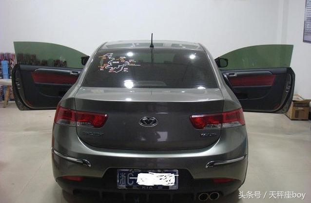 起亚双门轿跑,起亚速迈小轿跑