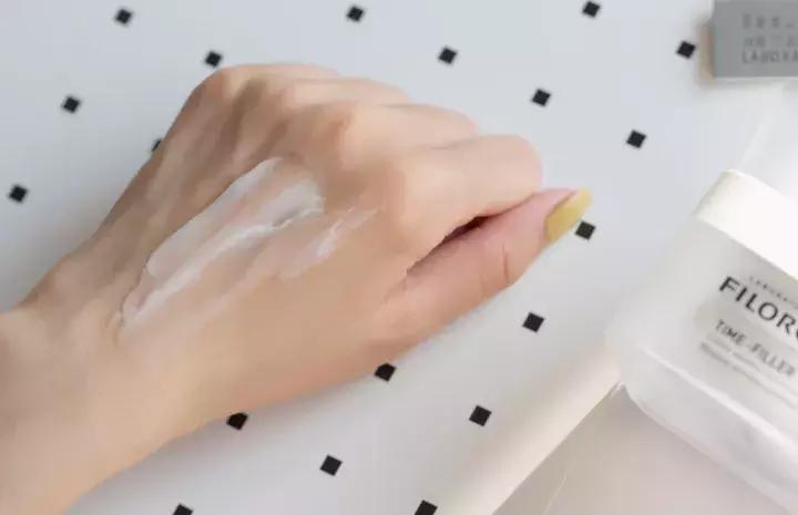 注射菲洛嘉可以祛除眼周皱纹吗,菲洛嘉焕妍时光抗皱系列三件套