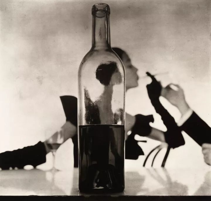 世界摄影大师经典作品欣赏,摄影100张世界摄影大师的黑白作品