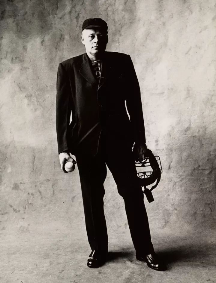 世界摄影大师经典作品欣赏,摄影100张世界摄影大师的黑白作品