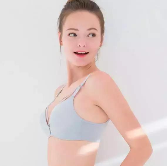 40鍏冧互鍐呭ソ绌跨殑琛ｆ湇,渚垮疁鍙堝ソ绌跨殑鍥芥疆鍝佺墝