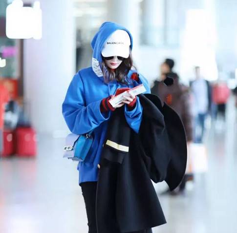 那些丑到爆的潮牌,最近比较火的一个潮牌