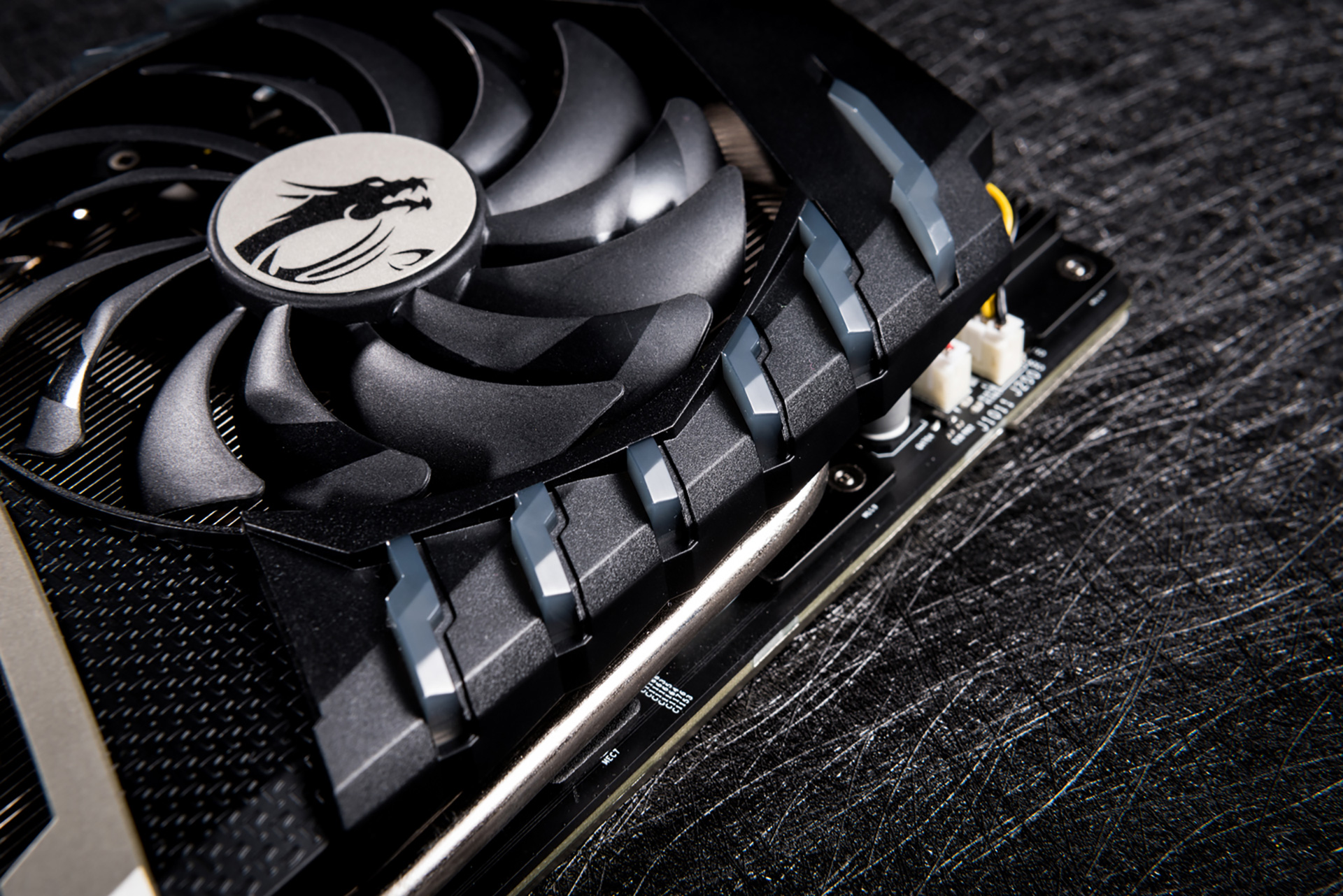 微星gtx1070ti钛金龙怎么样,1070ti钛金龙上机效果