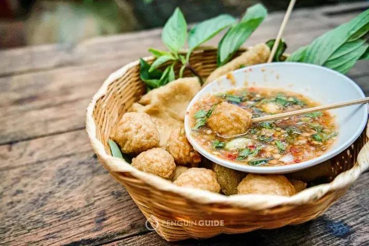 集齐四国食材，才能召唤出这碗家常面！