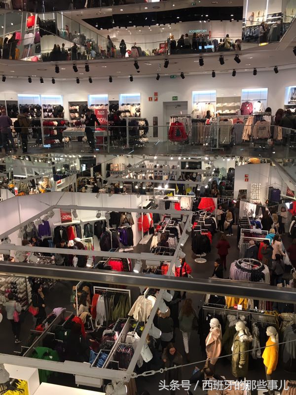 西班牙马德里黑色星期五-感觉每个人都在买买买