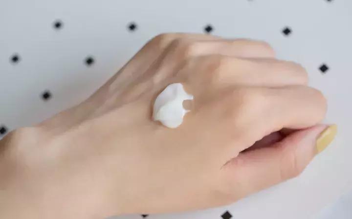 注射菲洛嘉可以祛除眼周皱纹吗,菲洛嘉焕妍时光抗皱系列三件套