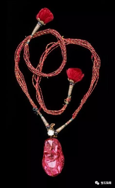 近几年宝石界的一匹黑马尖晶石,为什么要选择彩色宝石中的尖晶石