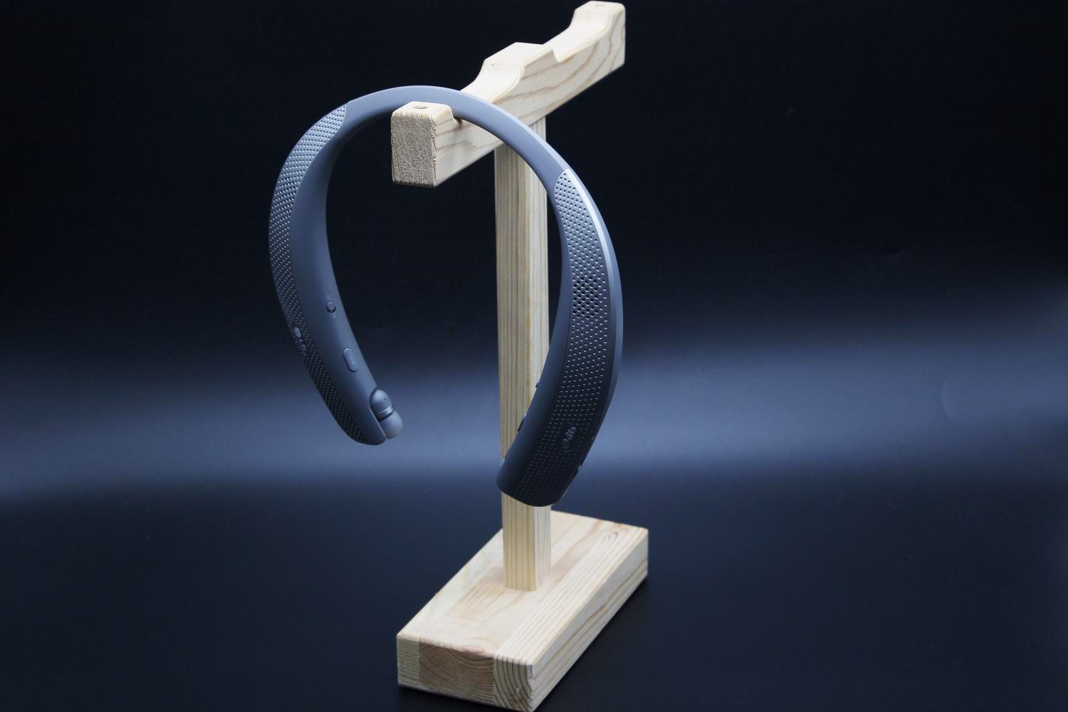 亲临感极致的音效享受---LGHBS-W120颈带式立体声蓝牙耳机体验