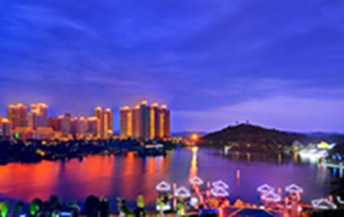 玩转聚龙小镇,聚龙小镇生活