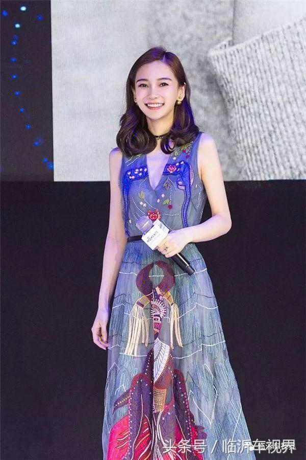 这位坐拥豪车的女人被评为2017最具价值女星，你觉得她称职吗！