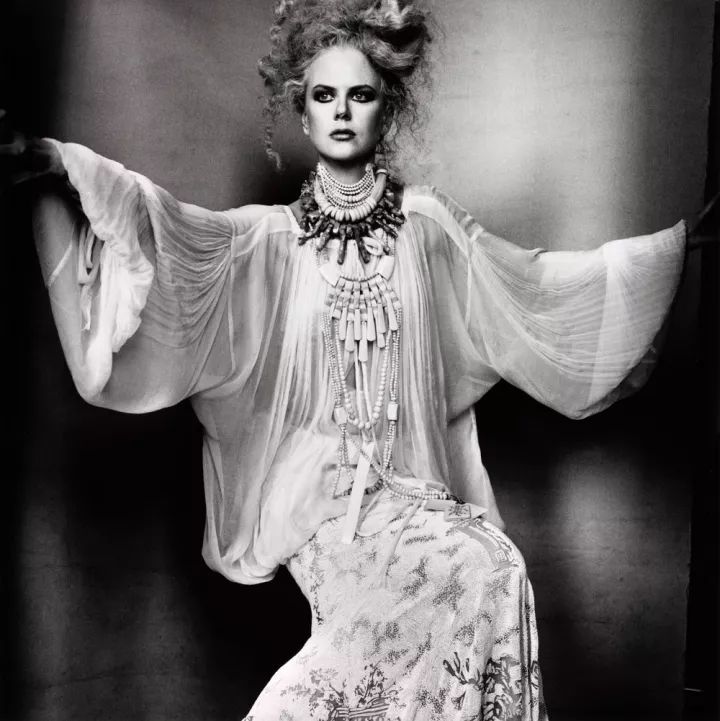 世界摄影大师经典作品欣赏,摄影100张世界摄影大师的黑白作品