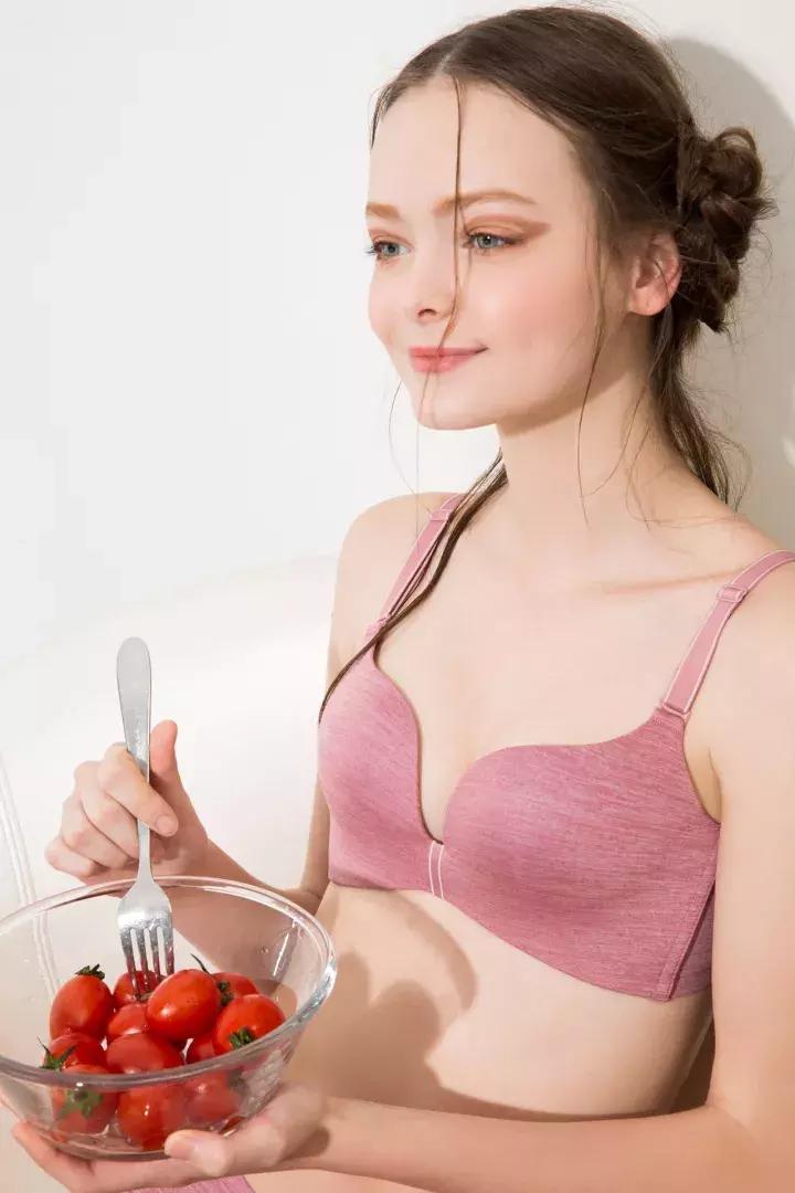 40鍏冧互鍐呭ソ绌跨殑琛ｆ湇,渚垮疁鍙堝ソ绌跨殑鍥芥疆鍝佺墝