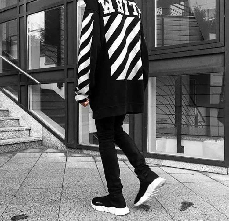 那些丑到爆的潮牌,最近比较火的一个潮牌