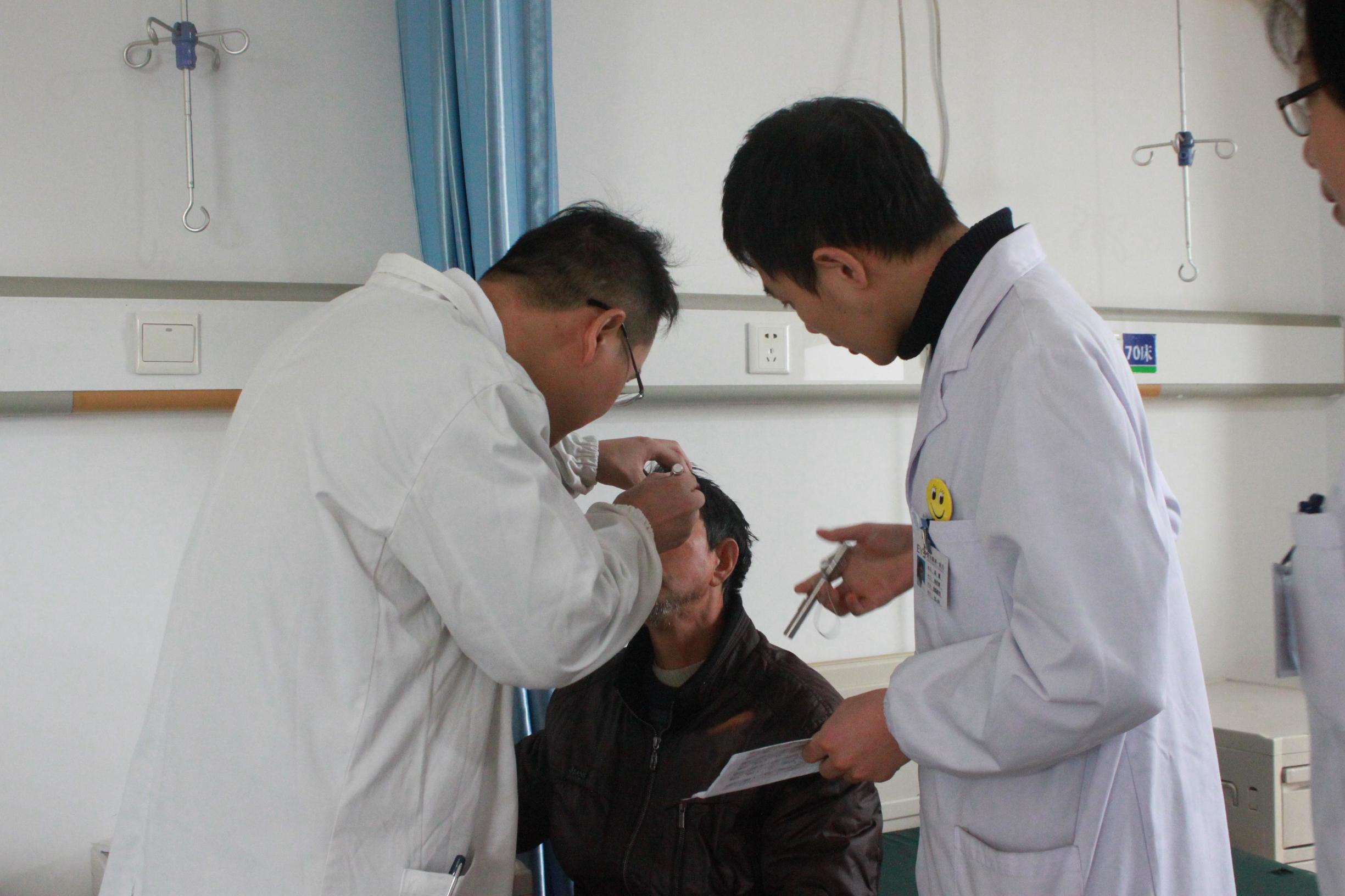 真菌感染角膜移植属于哪种手术,角膜溃疡真菌感染必须角膜移植吗