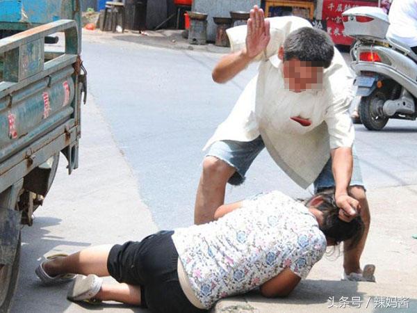 孕妈5个月胎儿死于腹中，皆因老公拳打脚踢，医生怒骂“*兽禽**”！