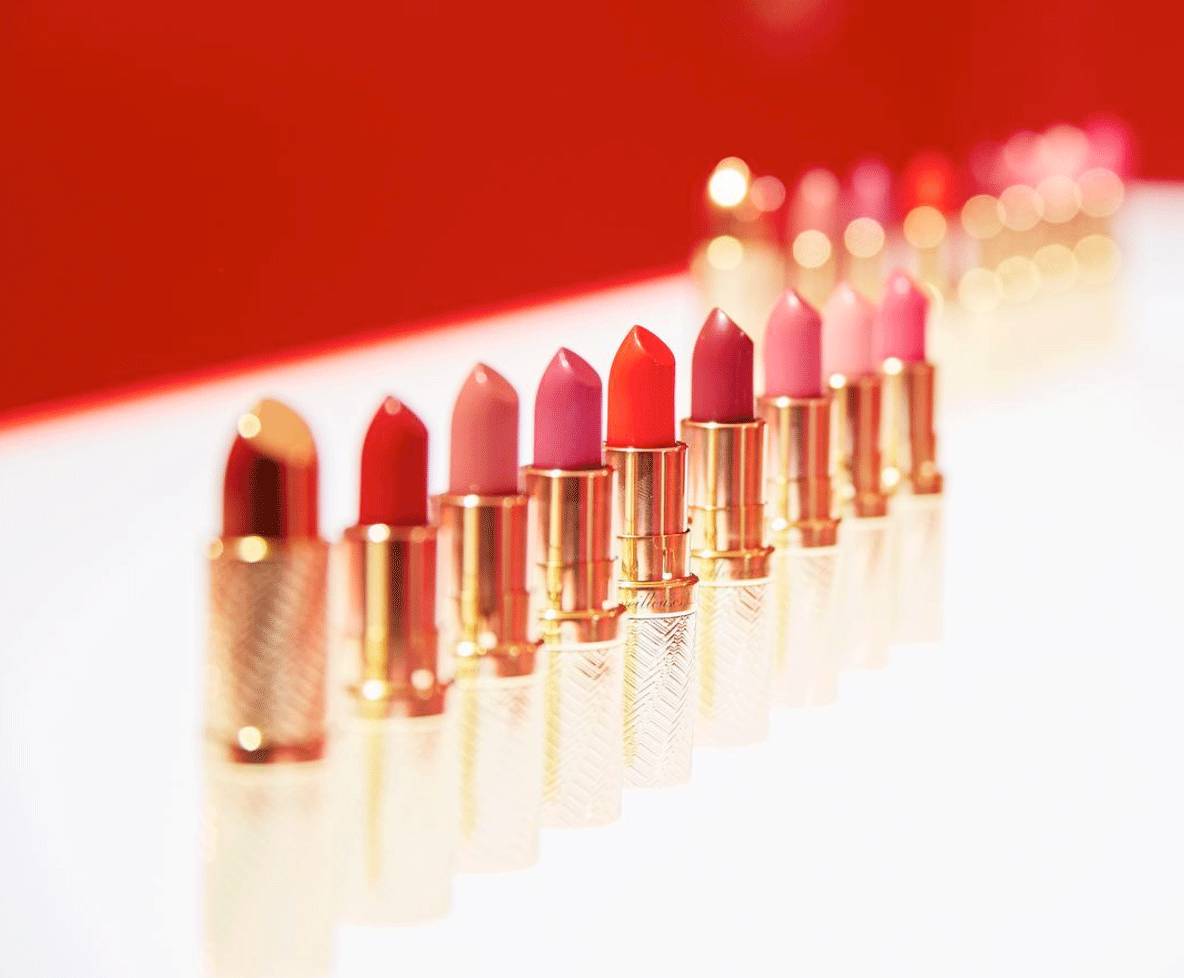 ysl2018眼影,ysl彩妆品牌定位与产品风格