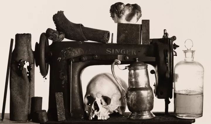 世界摄影大师经典作品欣赏,摄影100张世界摄影大师的黑白作品