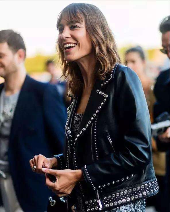 不爱拍照怎么摆姿势,不爱拍照怎么改善