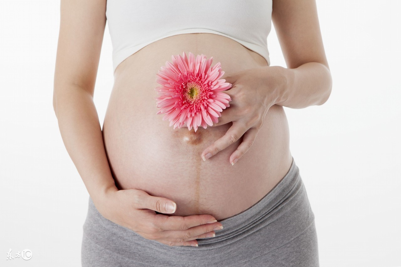 孕妇走着路孩子掉下来了原因,孕妇肚子被从上往下碰到了怎么办