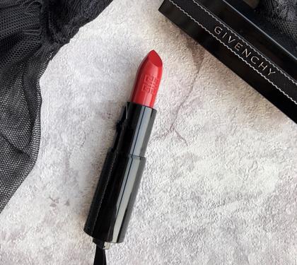 纪梵希，禁忌之吻唇膏16、11、10、8试色，辣个做衣服的造的口红