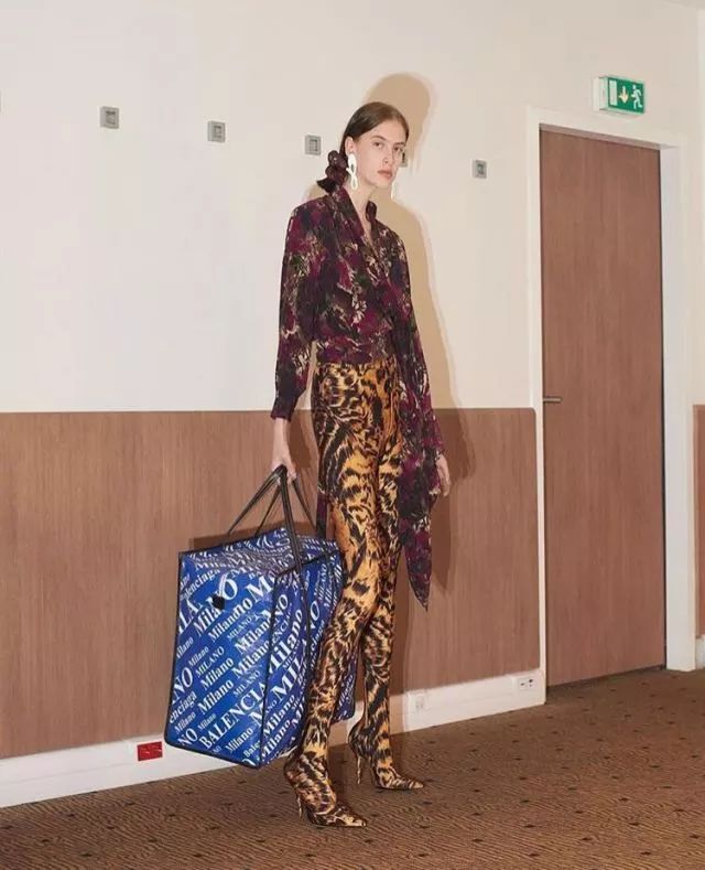 那些丑到爆的潮牌,最近比较火的一个潮牌