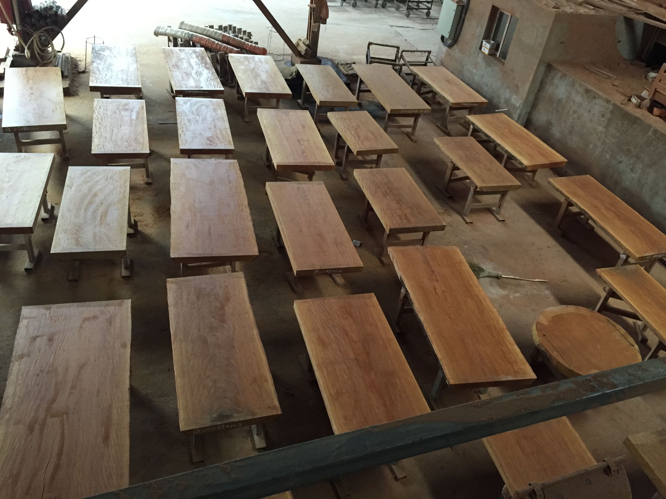 怎么保养实木大板 (实木大板如何保养)