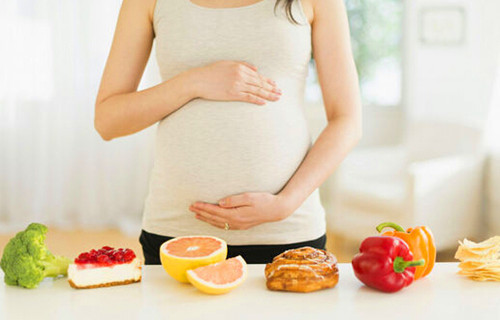 dha可以和叶酸钙一起吃吗,孕期补钙铁叶酸dha多吗