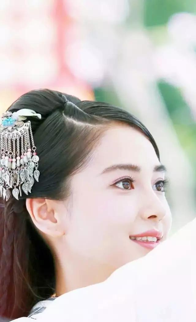 【美人阁】白衣如雪犹似画中仙。谁是你心目中的白衣女子（下）