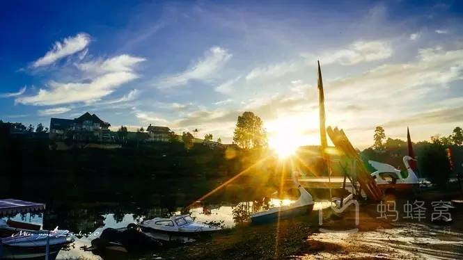 往返二张机票,往返机票去云南和西双版纳