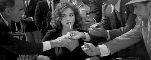 欧美阿姨PK日本大妈——差了10斤胶原蛋白！