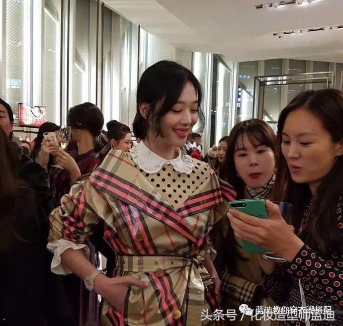 明星同款滑雪服古力娜扎,明星穿搭只服古力娜扎