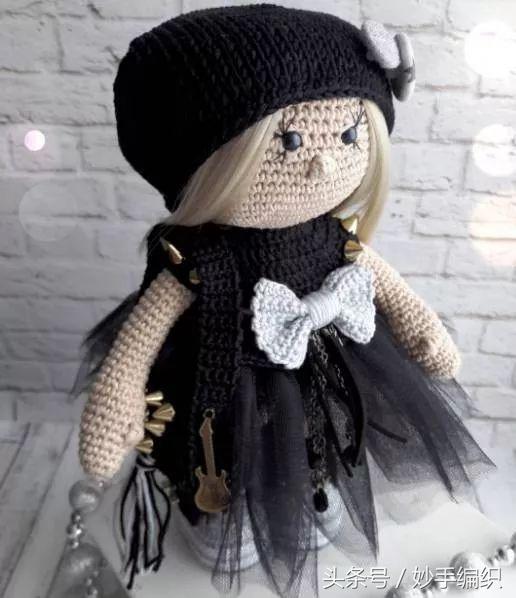 万万没想到,这都是她用毛线钩的,邻居们都赞不绝口!