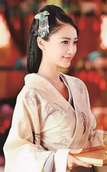 【美人阁】白衣如雪犹似画中仙。谁是你心目中的白衣女子（下）