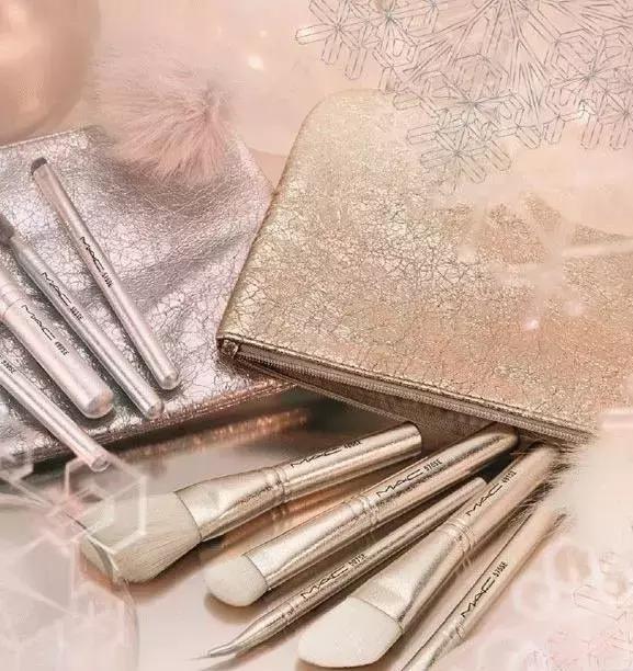 送女生的圣诞礼物排行榜推荐,女生最想要的礼物有哪些