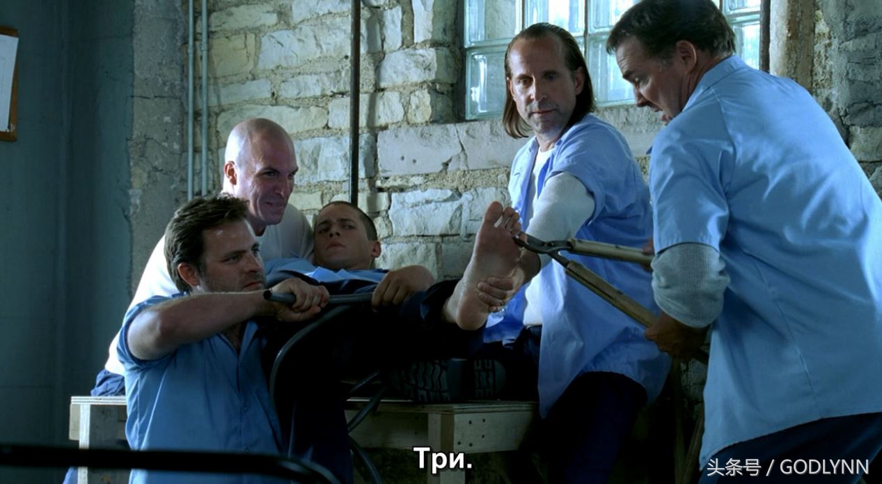 「GODLYNN」7年总监教你2个技巧,这样写文案既赚粉丝又赚口碑