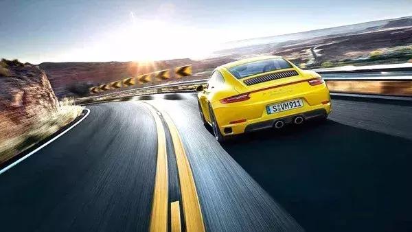 汽车打蜡镀膜镀晶怎么选择,打蜡和贴膜哪个更好