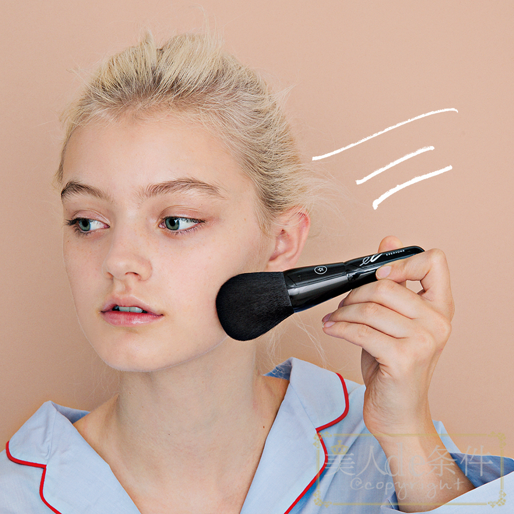 皱纹长得比薪水快!就算年底不加薪,也得入手这些美肤利器