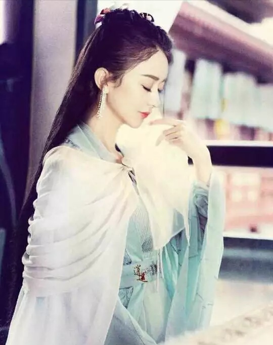 【美人阁】白衣如雪犹似画中仙。谁是你心目中的白衣女子（上）