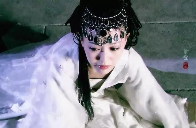 【美人阁】白衣如雪犹似画中仙。谁是你心目中的白衣女子（下）