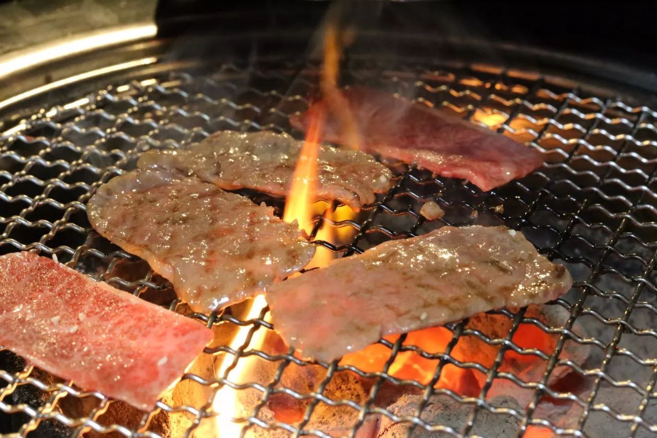 m1级澳洲和牛,美国红标牛肉口感